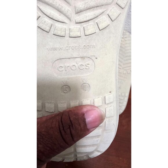 Crocs Women's Ivory Double-Strap Slide Wedge Sandals Size 7 Lightweight - Picture 9 of 11